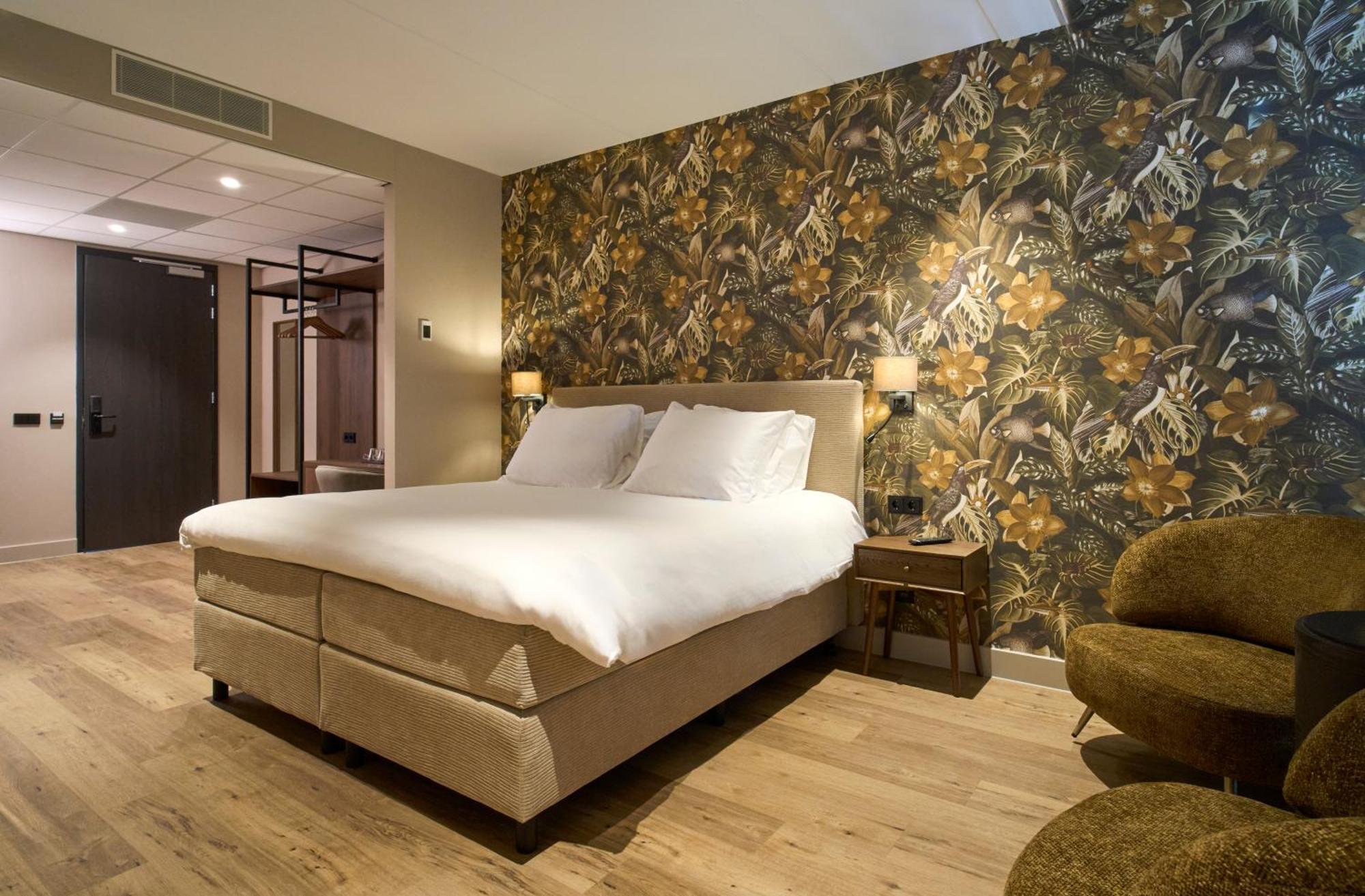 Superior Double Room with Bath,1651162440:JPEG